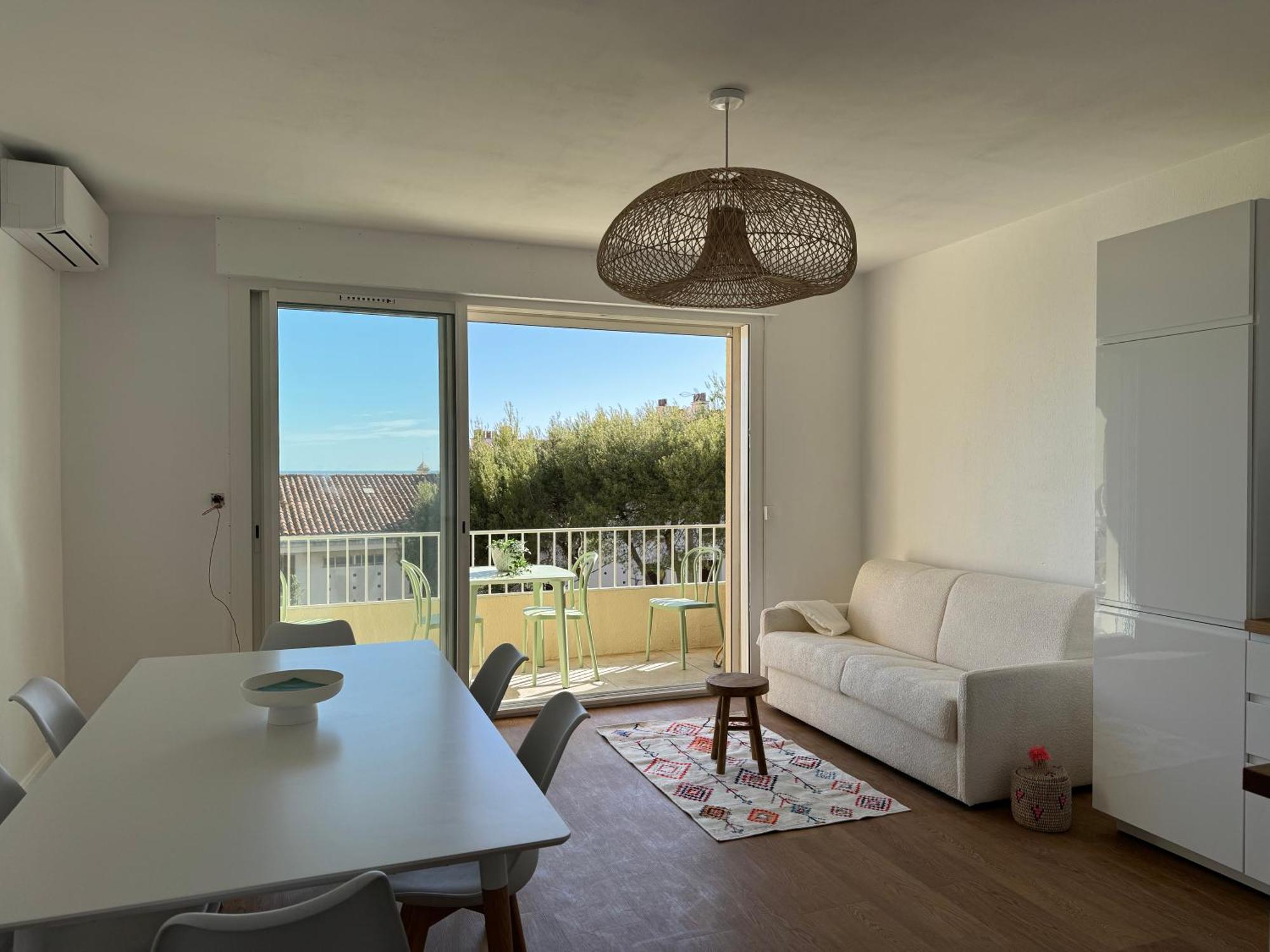 Le Balcon De La Rade Apartment กาซีส์ ภายนอก รูปภาพ